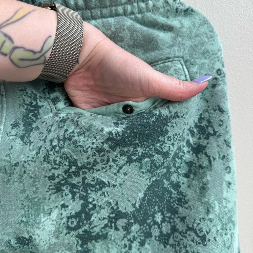 Nike Men’s Green Tie-Dye Joggers Fleece Sweatpants - Picture 4 of 11